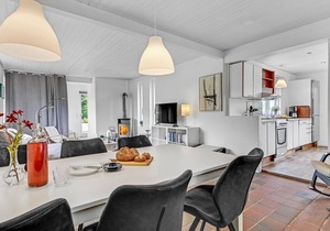 Amazing home in Egå with kitchen