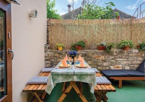 Amazing Home In Kruncici With Jacuzzi