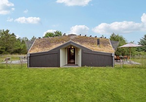 Amazing home in Strandby with kitchen