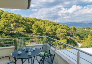 Amazing Home In Supetar