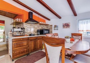 Amazing Home In Zlobin