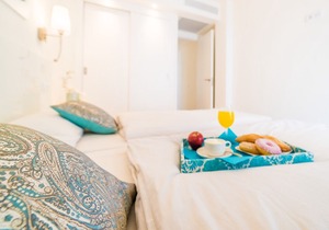 AMAZING LUXURY apartment, right on the beach, 2 bedrooms