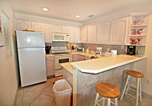 Amazing Ocean Views from this 3rd Floor unit! With a Pool, Beach Boardwalk, Boat