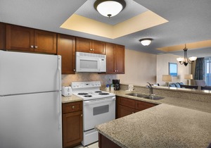 Amazing Oceanfront 3 Bedroom Condo + Official On-Site Rental Privileges