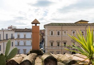 Amazing penthouse with private terrace in Trastevere