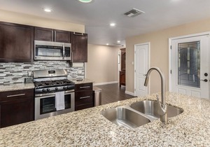 *Amazing Rates!* | Scottsdale Park Place