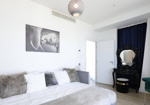 Amazing Residence Flat with Superb View in Kartal