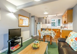 Amazing Sea Views from this Charming 1 Bedroom Apartment