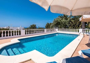 Amazing Terrace and Pool Near Son Bou - Villa Torreta