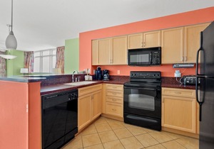Amazing Views & Amenities at Ritzy Oceanfront Family Condo Resort, Restaurants-North Myrtle Beach