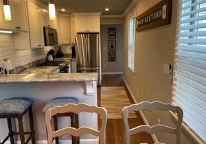 Amazing WEST END location, steps away from all the action!