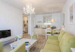 Ambria Apartments V