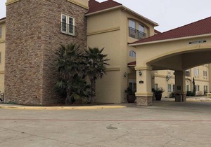 Americas Best Value Inn - Gun Barrel City