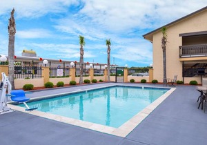 Americas Best Value Inn West Columbia
