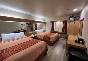 Americas Best Value Inn & Suites Ada