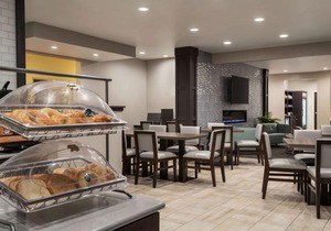 AmericInn by Wyndham Appleton West