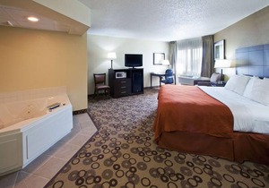 AmericInn by Wyndham Cedar Falls