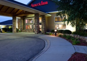 AmericInn by Wyndham Shakopee Near Canterbury Park