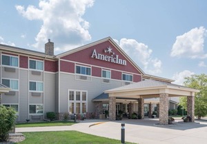 AmericInn by Wyndham Newton