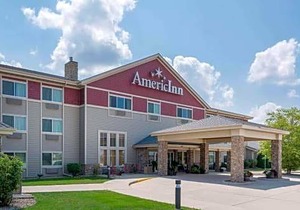 AmericInn by Wyndham Newton