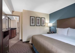 AmericInn by Wyndham Windom