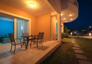 Ammos Seaside Retreat-Bespoke Luxury Home