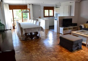Amplio apartamento con piscina en Llívia