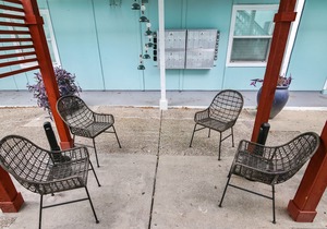 Anchor by Pleasure Pier #1: Updated Condo Community, Heart of the City