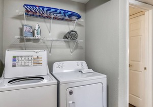 Anchor by Pleasure Pier #6: Updated Condo Community, Heart of the City