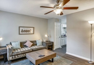 Anchor by Pleasure Pier #6: Updated Condo Community, Heart of the City