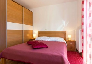 Andrea (MOD141) by Interhome