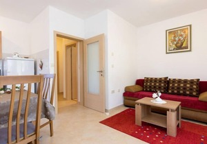 Andrea (MOD141) by Interhome