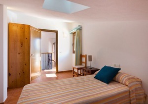 Angel 8 bedroom villa, Cala'n Bosch
