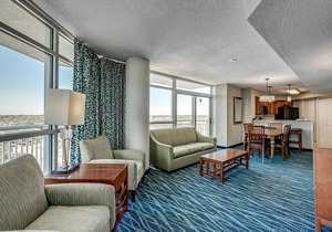 · Angle Oceanfront 2BR Condo - Top Rated Resort!