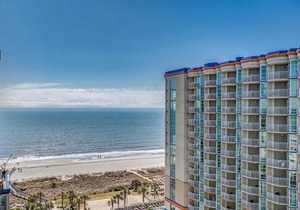 · Angle Oceanfront 2BR Condo - Top Rated Resort!