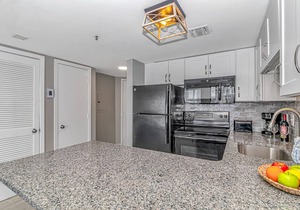 Angled Ocean View Studio with Incredible Views! Palace Resort 1005 - Sleeps 4 guests