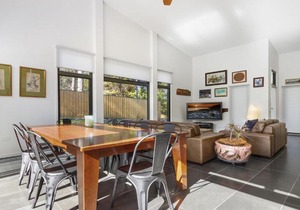 Annetts Parade Mossy Point Beach House