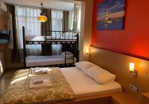 Antique Hostel
