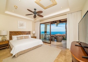 AP7C Stunning Ocean View Condo with Large Balcony in Ocotal Beach!