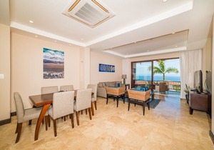 AP7C Stunning Ocean View Condo with Large Balcony in Ocotal Beach!