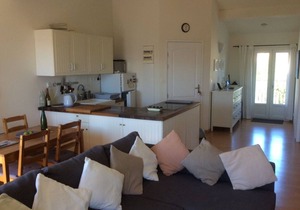 Apart 2 Overlooking Etang De Thau Bouzigues. Amazing Views 2nd floor sleeps 2-4
