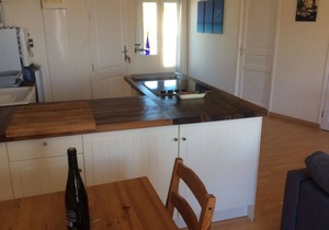 Apart 2 Overlooking Etang De Thau Bouzigues. Amazing Views 2nd floor sleeps 2-4