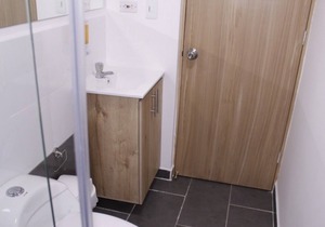 Apartamento 2 Alcobas Estadio Piso 2 Con Patio