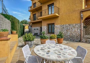 Apartamento Bajo 3