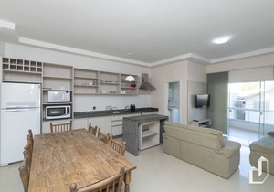 Apartamento com 03 Dormitórios