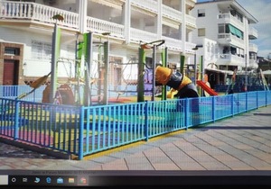 APARTAMENTO CON GARAJE JUNTO A LA PLAYA DE EL MORCHE, torrox