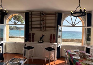Apartamento con jardín a 11 metros de la playa. B3.