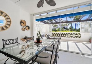 Apartamento de 2 dormitorios en Las Gaviotas - Puerto Banús