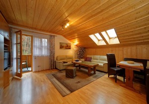 Apartamento con Dormitorio y Sala de Estar Grande