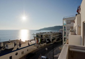 Apartamento frente à praia